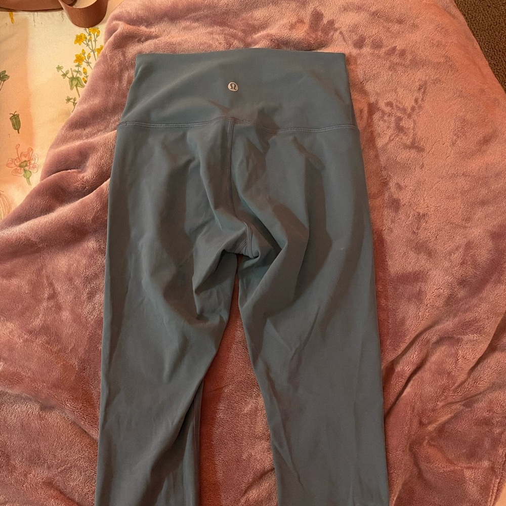 Lululemon align leggings — size 6